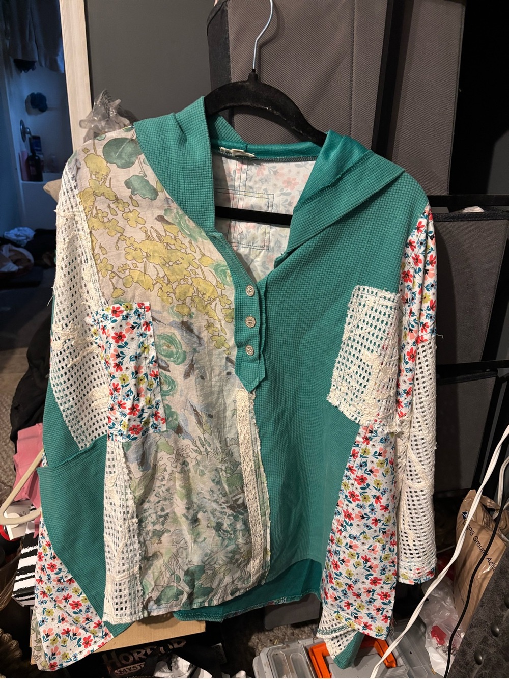POL Teal Patchwork Hooded Women's Top with Floral Accents Large